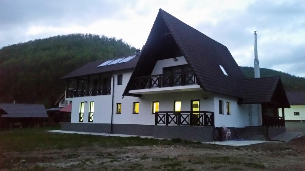 Pensiunea Steaua Nordului Vanatori  Exteriér fotografie